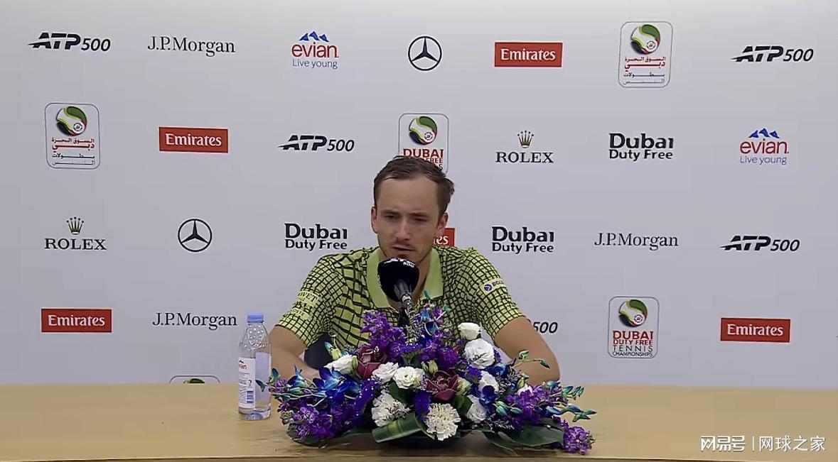 爱游戏app-梅德韦杰夫提出缩短赛程的方法:仅大满贯与大师赛保留排名积分