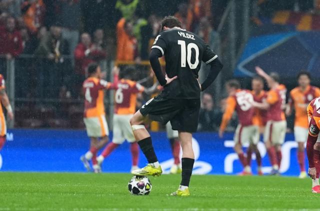 爱游戏app-【观察】从2比5到3比0,尤文图斯距离奇迹只差一步